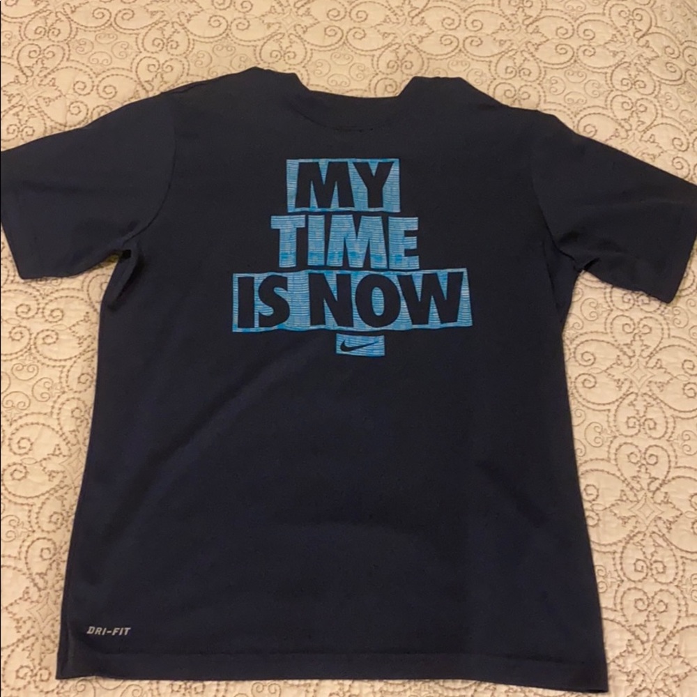 Nike graphic t-shirt